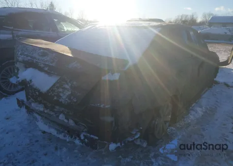 2010 Subaru Legacy 2.5I Premium z USA, uszkodzony, nr VIN 4S3BMCG67A3226819